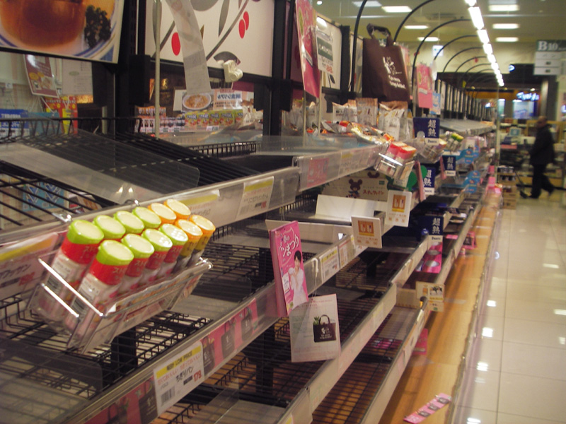 大雪のスーパー